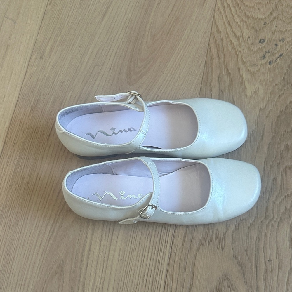 Nina Mary Jane girls cream shoes 2
